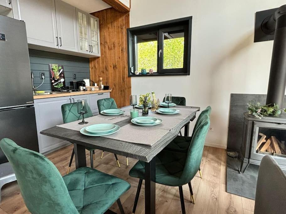 Alpine Chalet Predelut Bagian luar foto