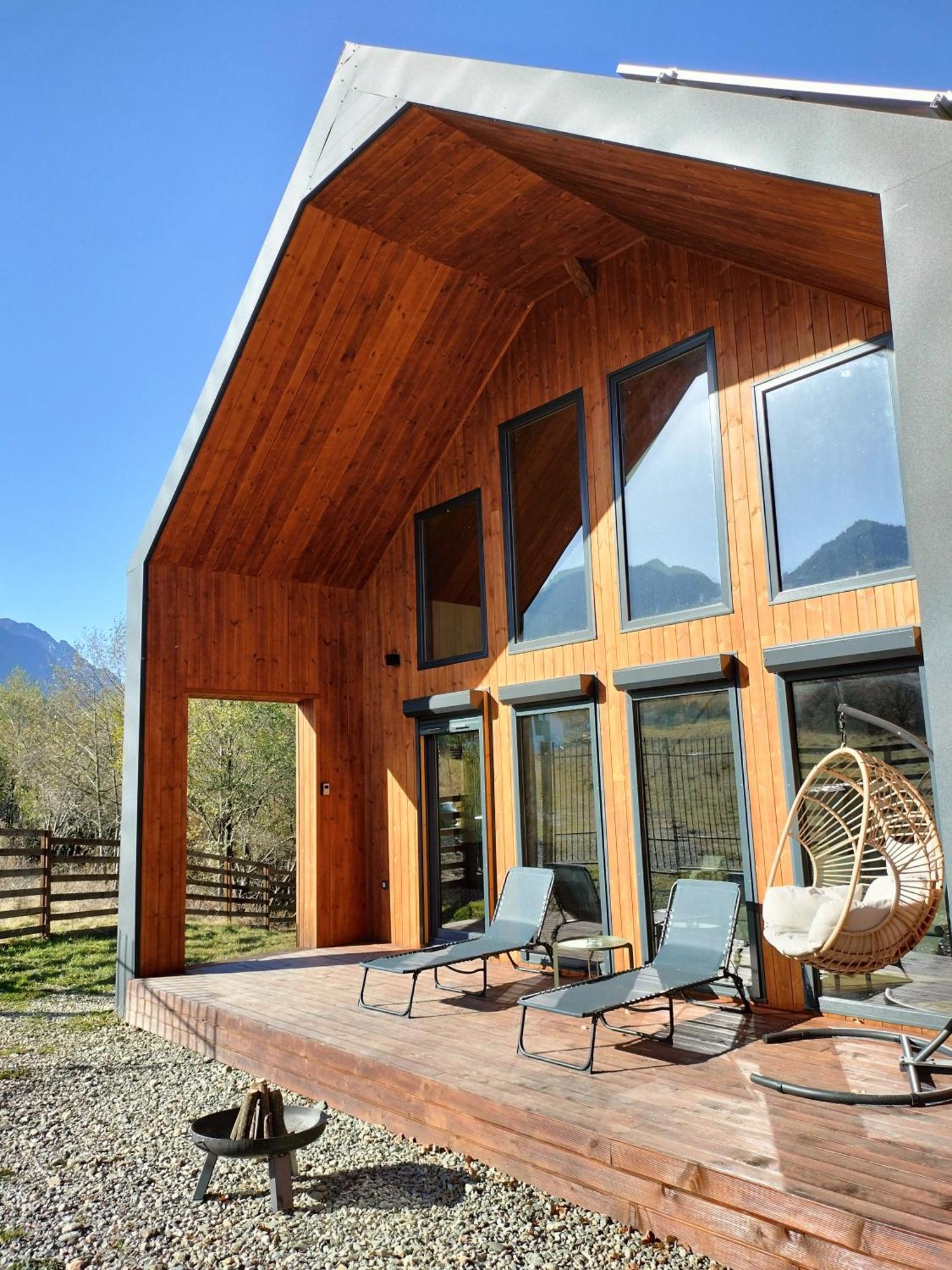 Alpine Chalet Predelut Bagian luar foto
